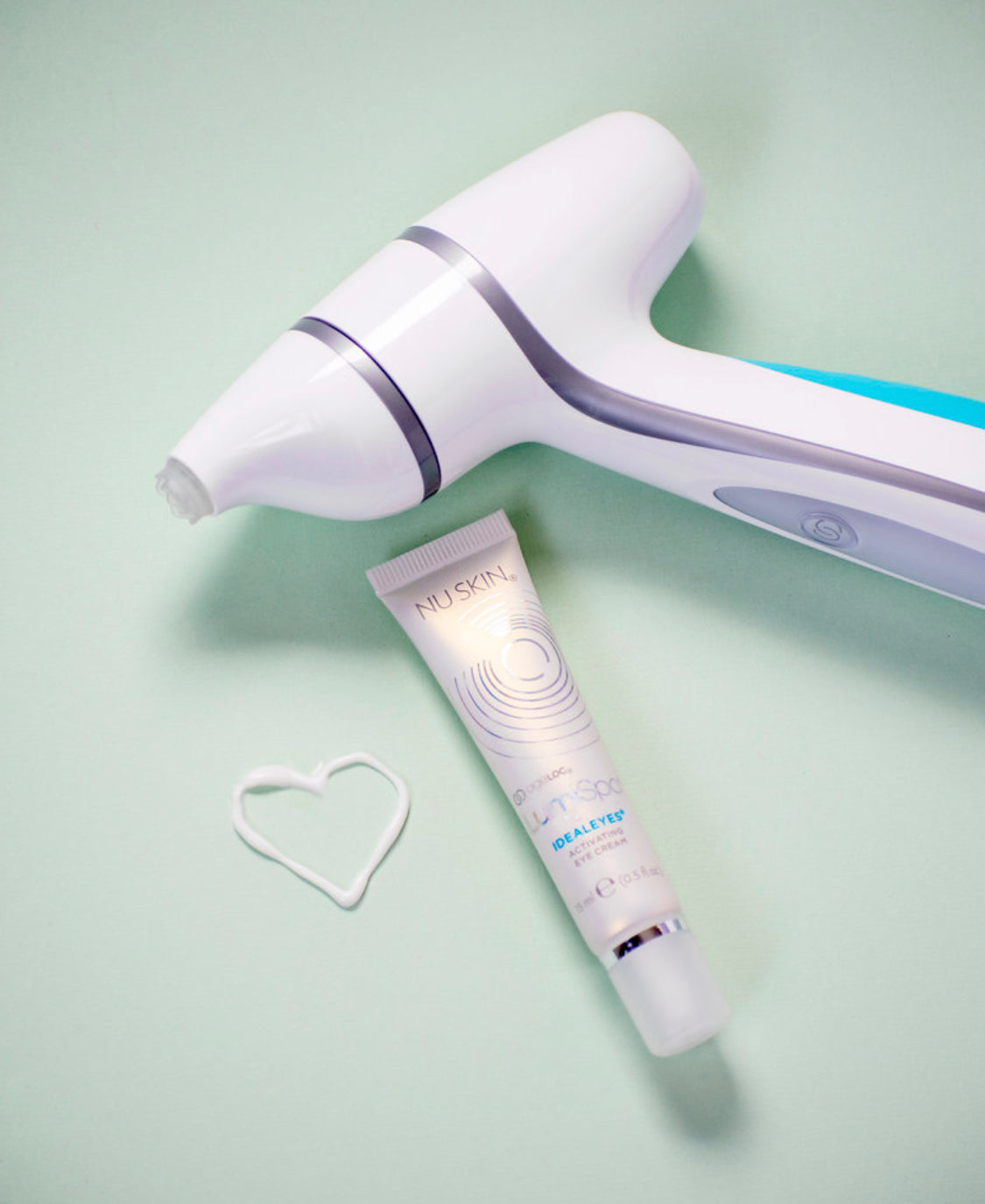 LumiSpa Accent with Ideal Eyes!